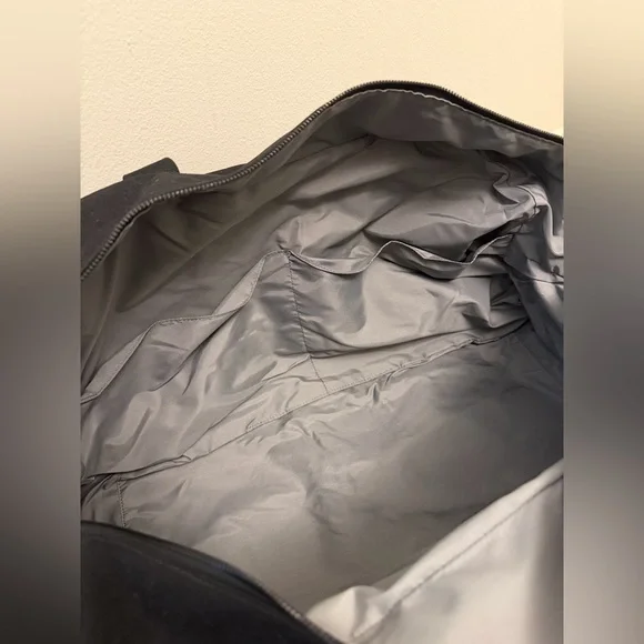 AWAY Weekender Bag - Picture 5 of 6